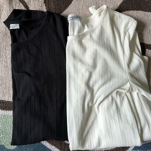 Bundle of 2 Zara basic tops